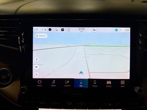 Used 2022 Jeep Grand Wagoneer Series III w/ Rear Seat Video Group 1 image 20