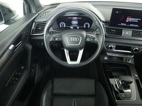 Certified 2021 Audi Q5 2.0T Premium Plus w/ Premium Plus Package image 10