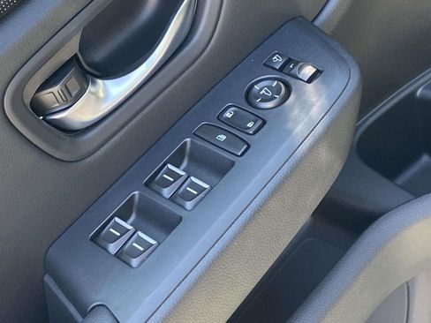 Used 2025 Honda Pilot Elite image 17