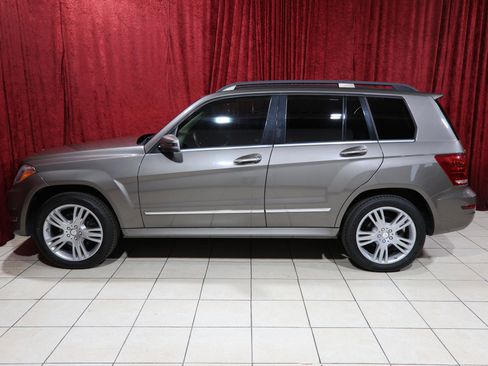 Used 2015 Mercedes-Benz GLK 350 2WD image 4