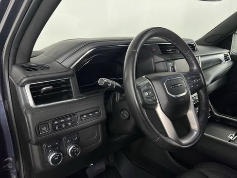 Used 2023 GMC Yukon Denali AWD/4WD image 10