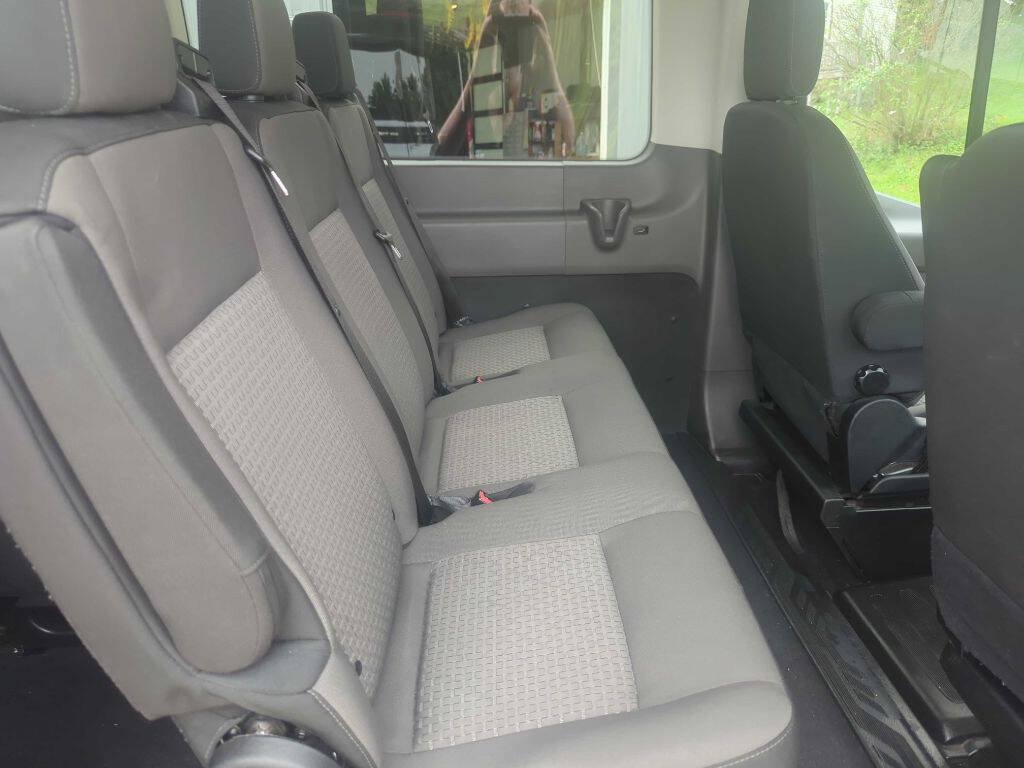 Used 2024 Ford Transit 350 XLT RWD image 15
