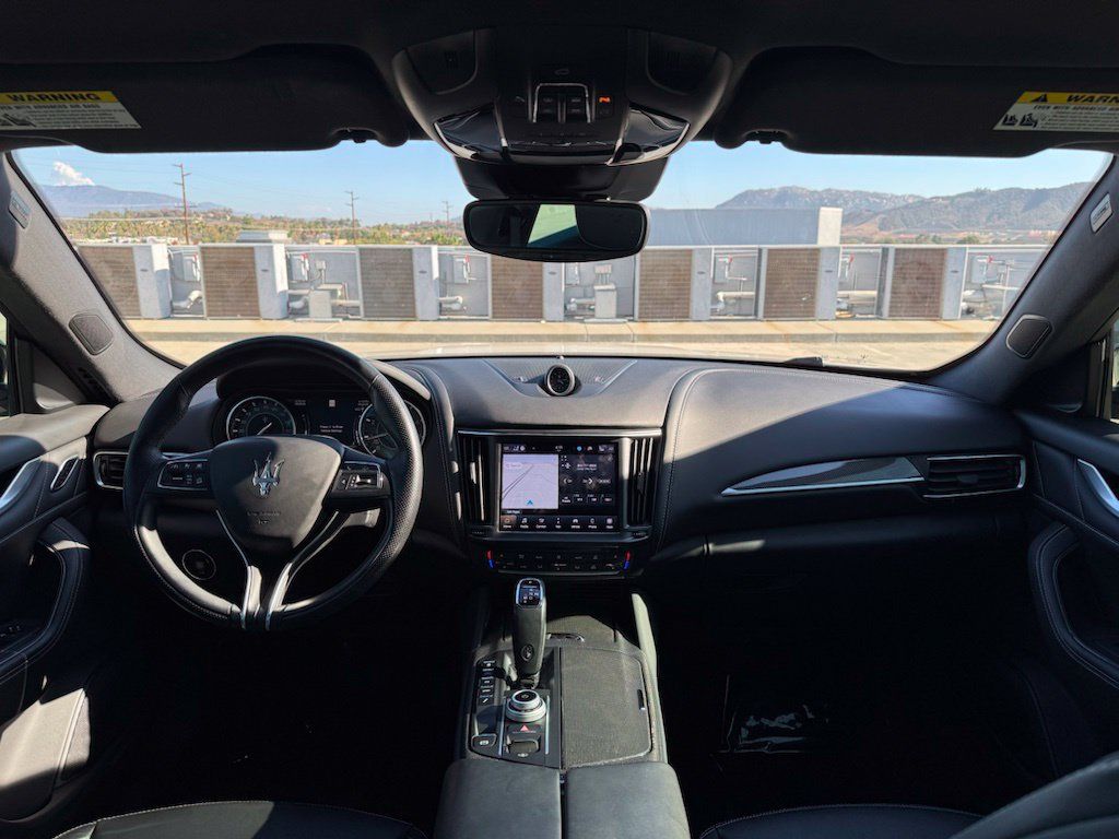 Used 2022 Maserati Levante Modena AWD/4WD image 10