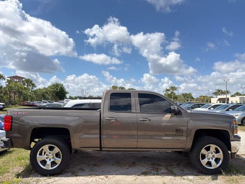 Used 2015 Chevrolet Silverado 1500 LT AWD/4WD image 11