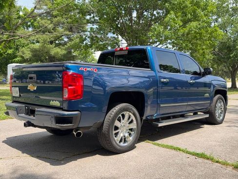 Used 2017 Chevrolet Silverado 1500 High Country AWD/4WD image 4