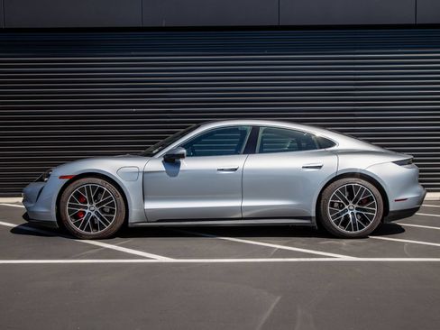 Certified 2021 Porsche Taycan 4S AWD/4WD image 2