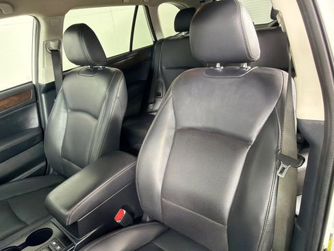 Used 2015 Subaru Outback 2.5i Limited image 13