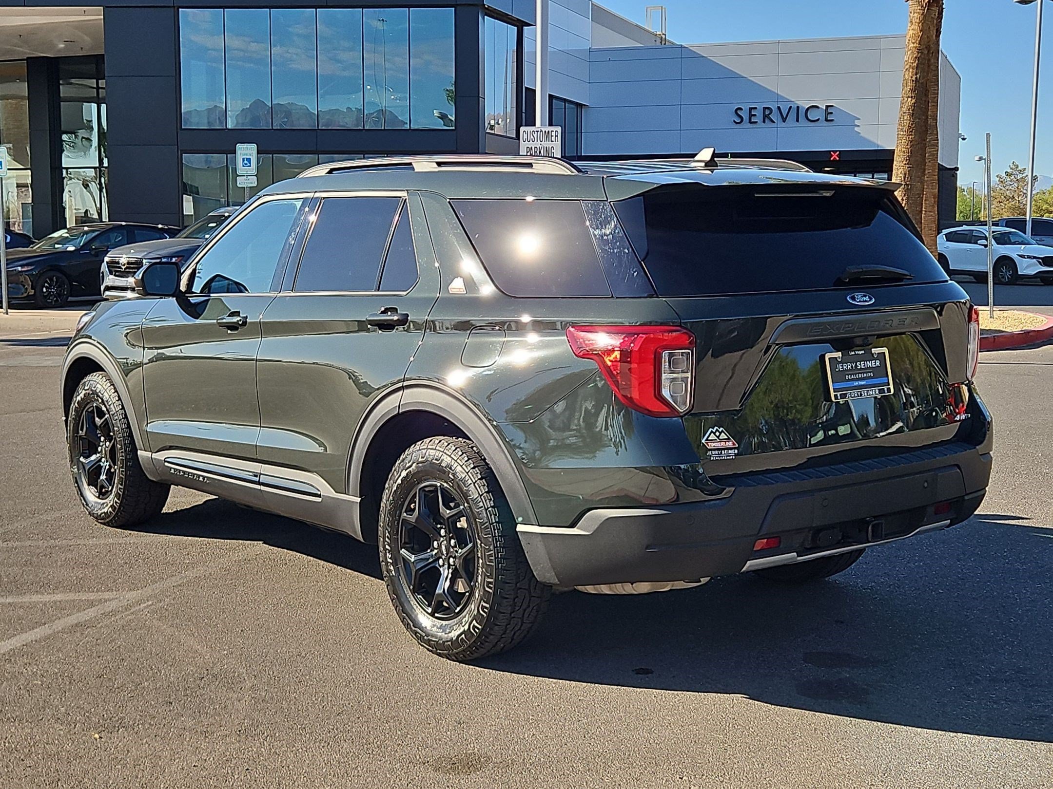 Used 2022 Ford Explorer Timberline w/ Timberline Technology Package AWD/4WD image 3