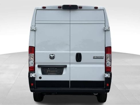 Used 2023 RAM ProMaster 2500 image 11