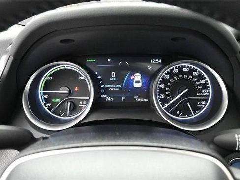 Used 2022 Toyota Camry XLE w/ Navigation Upgrade Package FWD image 16