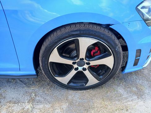 Used 2017 Volkswagen GTI S FWD image 18