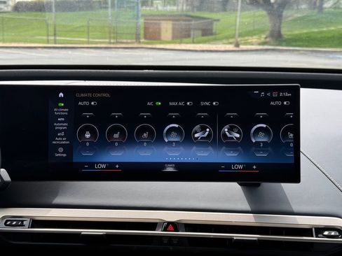 Certified 2023 BMW iX xDrive50 w/ Premium Package image 14