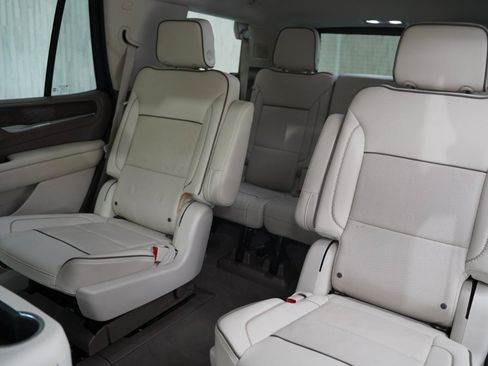 Used 2022 GMC Yukon Denali AWD/4WD image 28