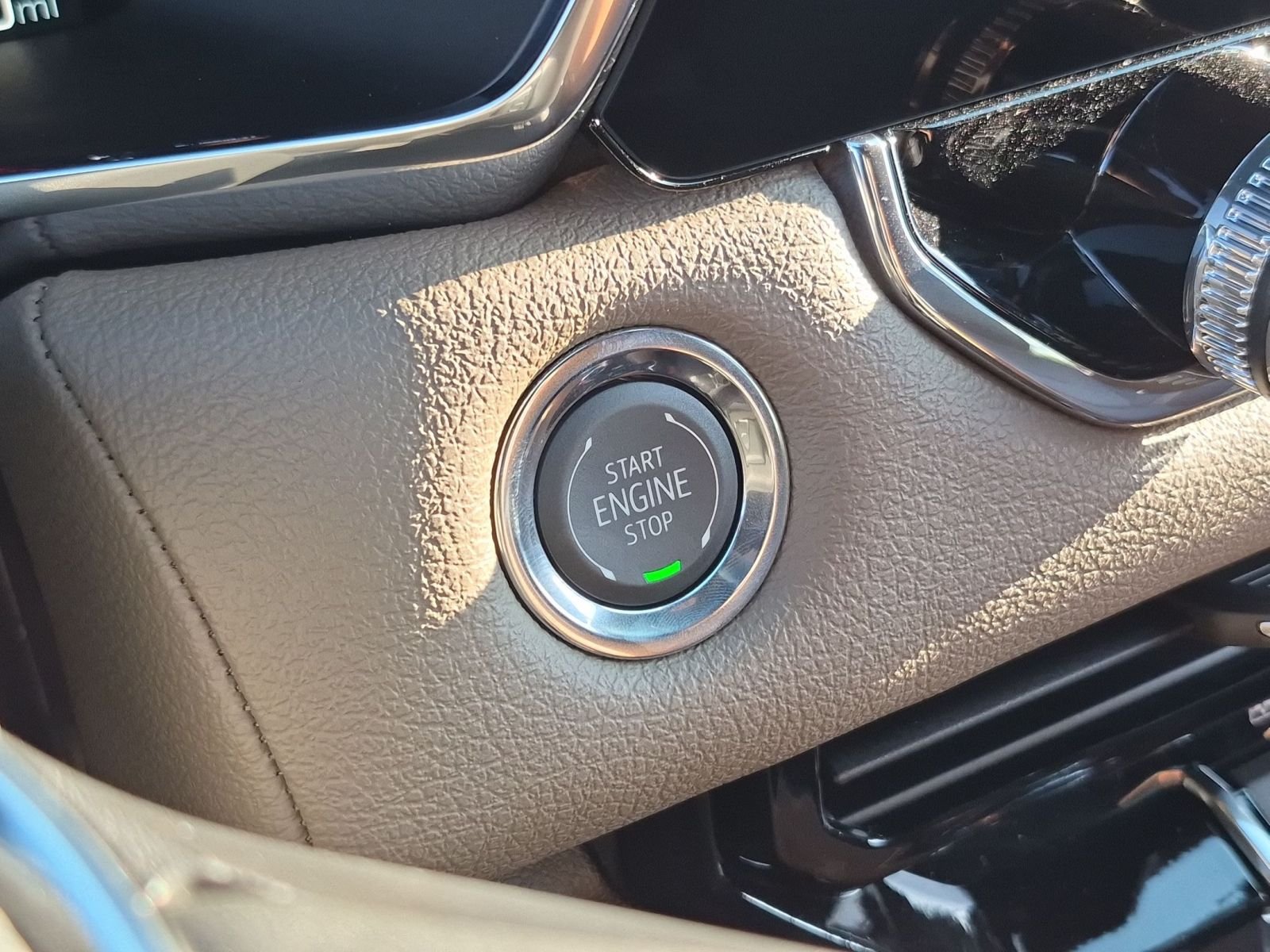 New 2026 GMC Canyon Denali AWD/4WD image 16
