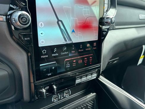 New 2025 RAM 2500 Laramie image 33