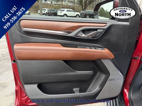 Used 2023 GMC Yukon Denali Ultimate image 10