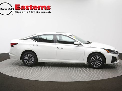 Used 2023 Nissan Altima 2.5 SV w/ SV Premium Package AWD/4WD image 46