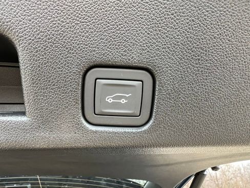 New 2026 Chevrolet Traverse RS image 20