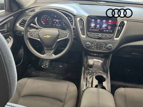 Used 2024 Chevrolet Malibu LT FWD image 32