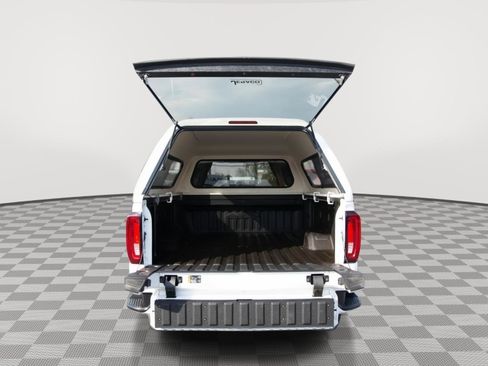 Used 2023 GMC Sierra 2500 AT4 w/ AT4 Premium Plus Package AWD/4WD image 7