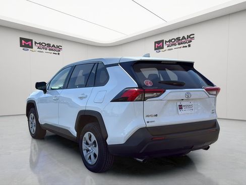 Used 2024 Toyota RAV4 LE image 5
