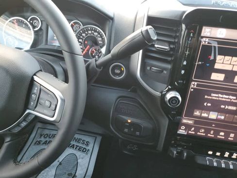 Used 2025 RAM 3500 Big Horn image 19