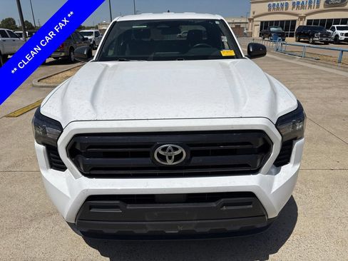 Used 2025 Toyota Tacoma SR RWD image 2