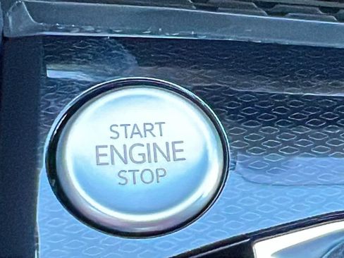 New 2026 Volkswagen Taos SEL image 17