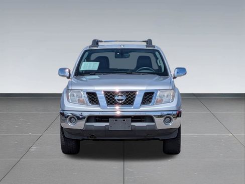 Used 2012 Nissan Frontier SL w/ Moonroof Pkg AWD/4WD image 8