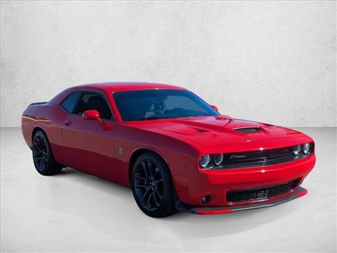 Used 2021 Dodge Challenger R/T Scat Pack w/ Driver Convenience Group image 3