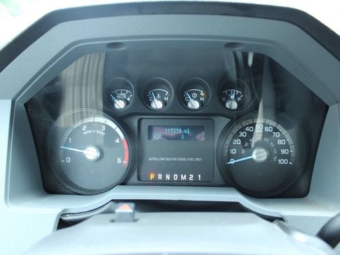 Used 2015 Ford F250 XLT AWD/4WD image 13