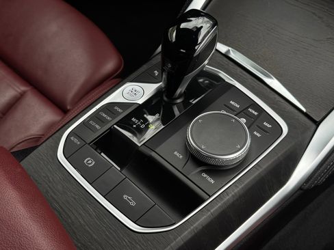 Used 2022 BMW M440i Convertible w/ Premium Package image 44