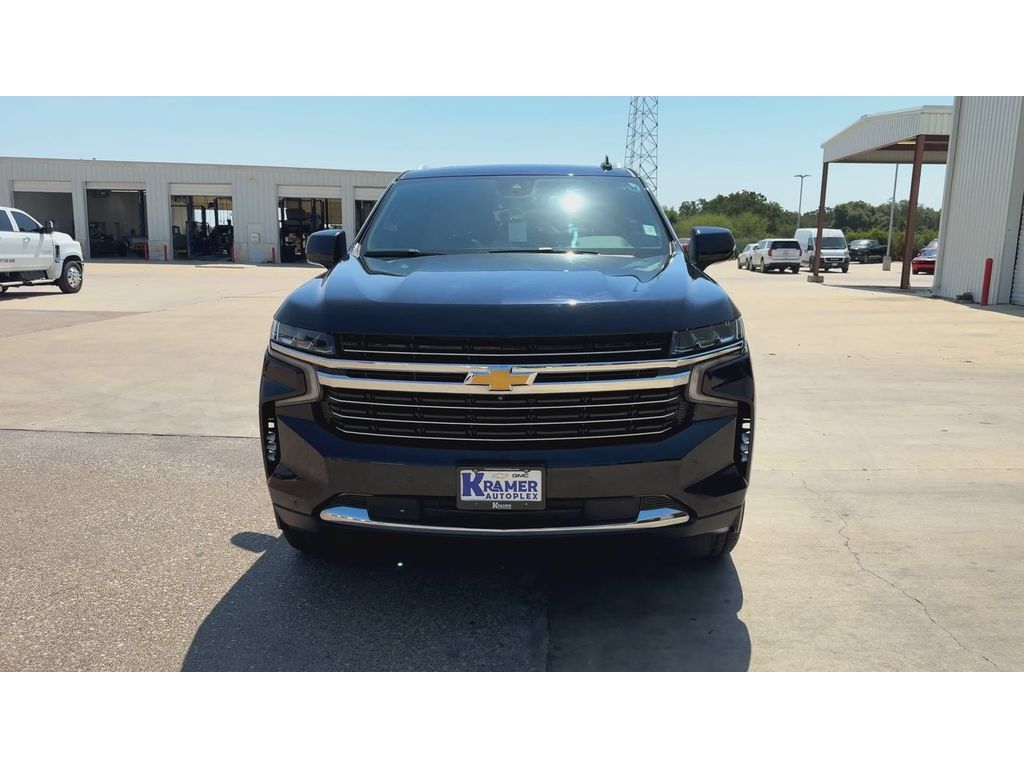 Used 2023 Chevrolet Tahoe LT w/ LT Signature Package RWD image 3