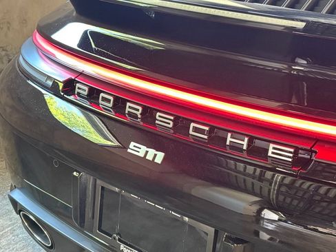 Used 2025 Porsche 911 Carrera RWD image 15