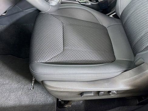 Used 2023 Subaru Forester Premium image 21
