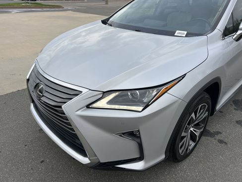 Used 2019 Lexus RX 350 FWD w/ Navigation Package image 11