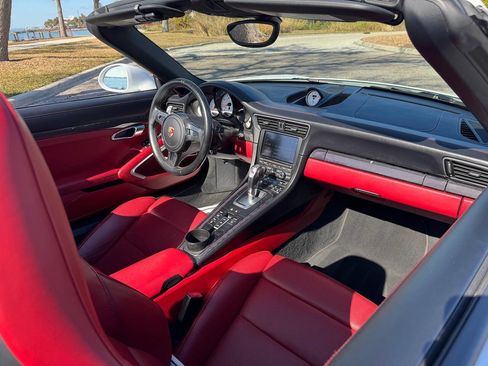 Used 2015 Porsche 911 Turbo S AWD/4WD image 84