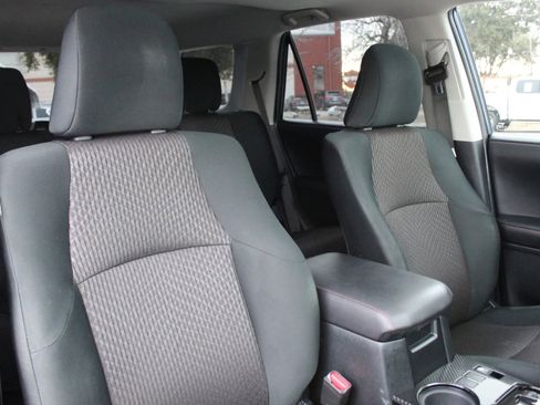 Used 2019 Toyota 4Runner TRD Off-Road image 31