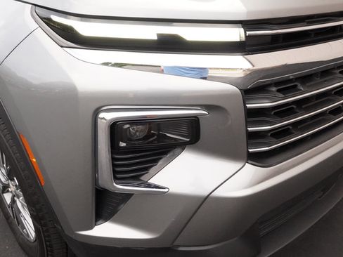 Used 2026 Chevrolet Traverse LT FWD image 32