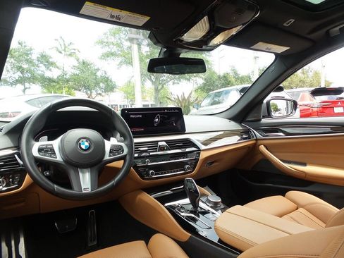 Used 2023 BMW 540i w/ M Sport Package RWD image 28