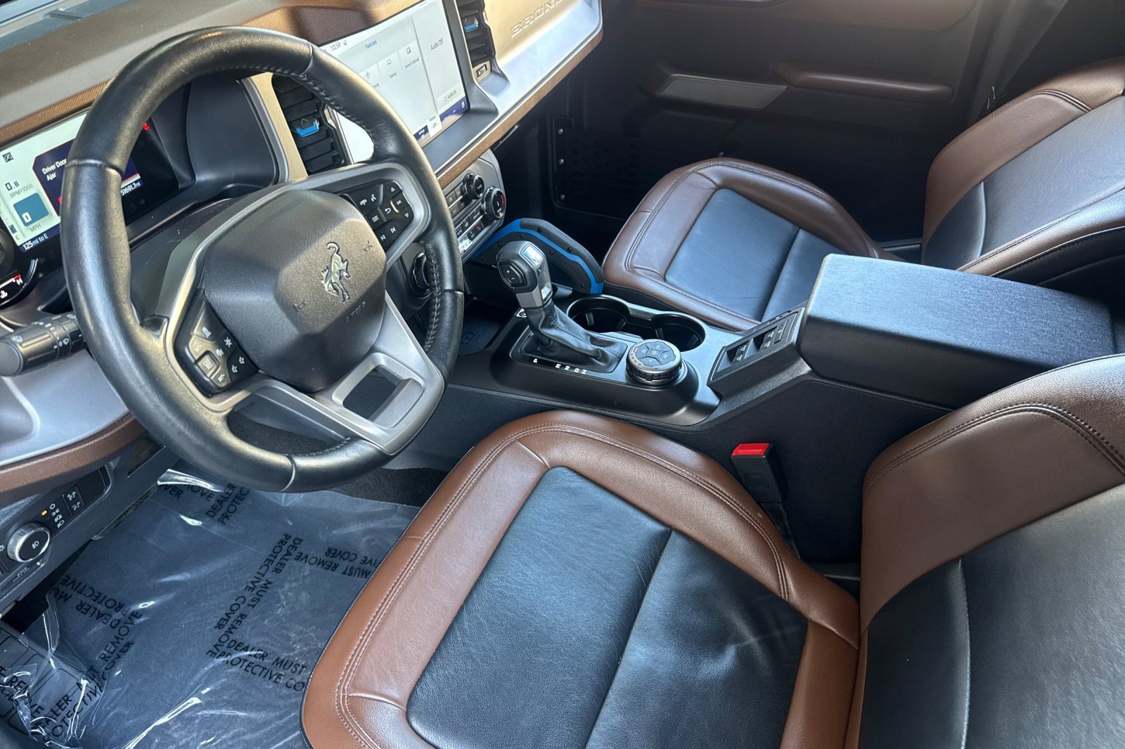 Used 2022 Ford Bronco Outer Banks w/ Sasquatch Package AWD/4WD image 4