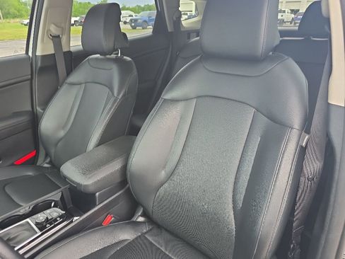Used 2024 Kia Sportage EX FWD image 17
