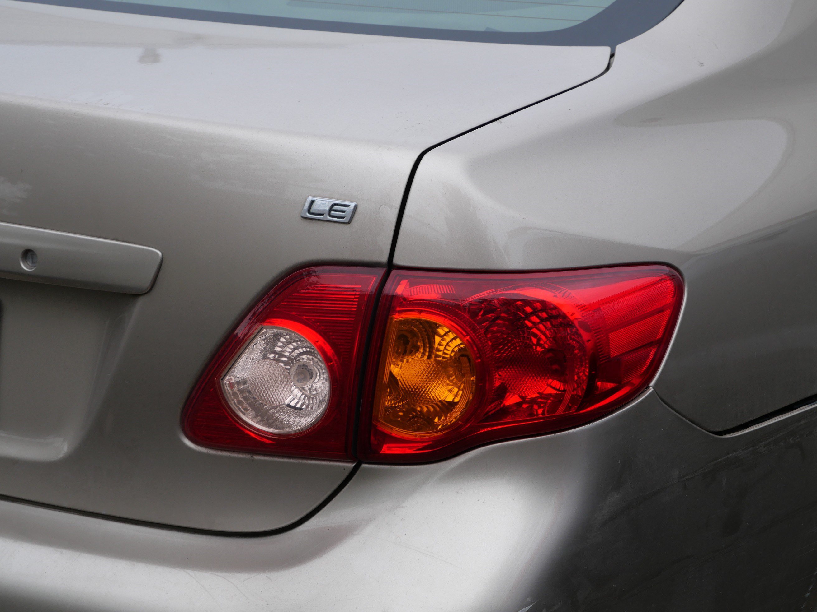 Used 2009 Toyota Corolla LE FWD image 9