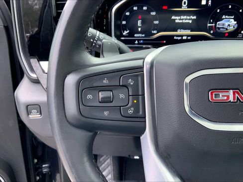 Used 2023 GMC Sierra 1500 SLT image 22