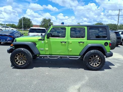 Used 2018 Jeep Wrangler Unlimited Sport S AWD/4WD image 4
