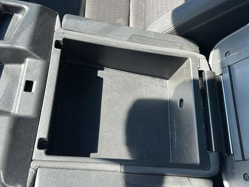 Used 2024 Chevrolet Silverado 2500 LT image 20