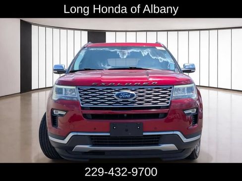 Used 2019 Ford Explorer Platinum AWD/4WD image 2