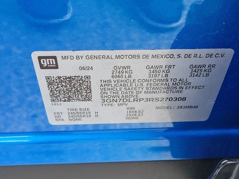 Used 2024 Chevrolet Equinox EV LT FWD image 27