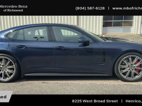 Used 2019 Porsche Panamera GTS image 3