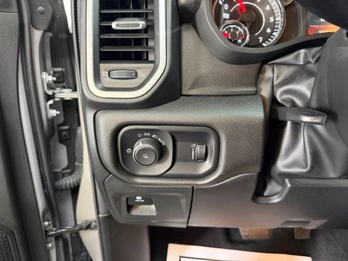 Used 2023 RAM 1500 Big Horn AWD/4WD image 18